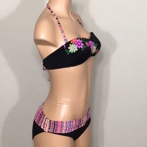 Anne Cole floral bikini set. NWT